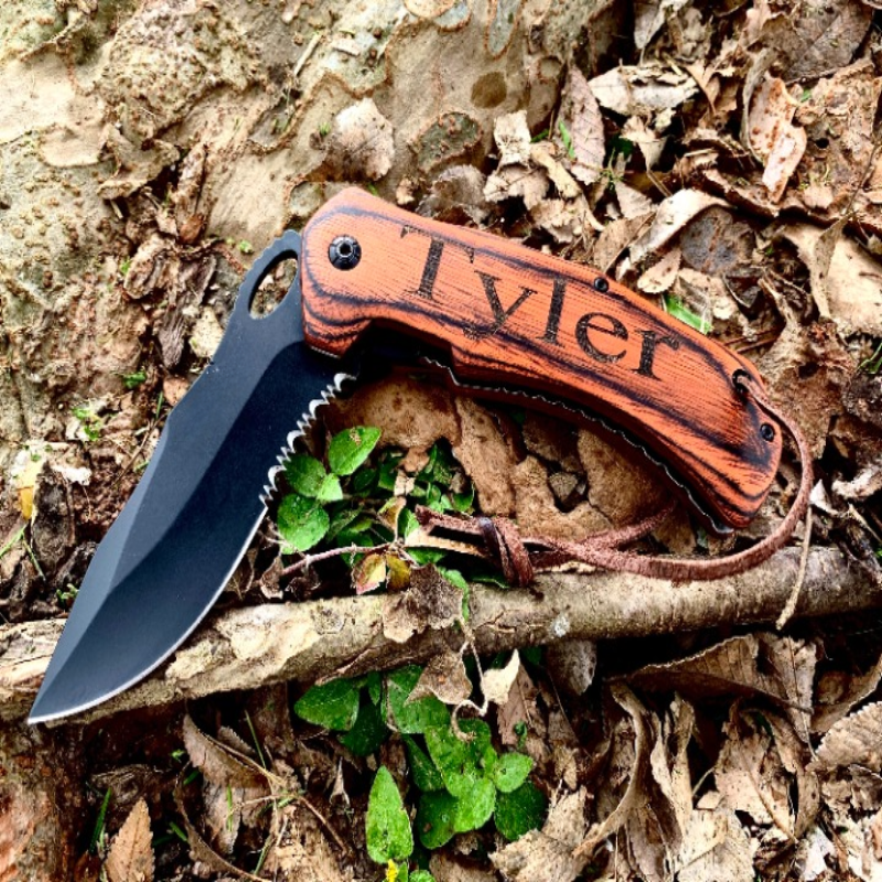 Personalized Pocket Knives